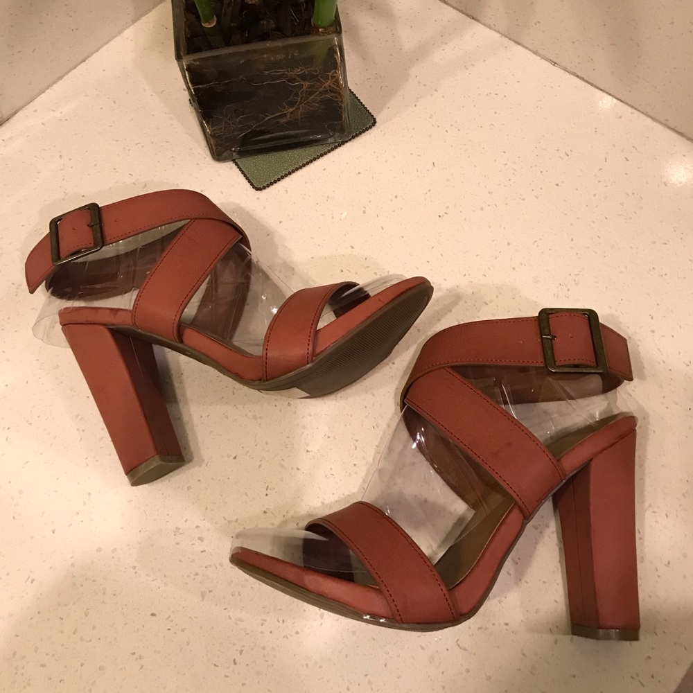 New Mocha Heels one left! - Picture 2 of 6